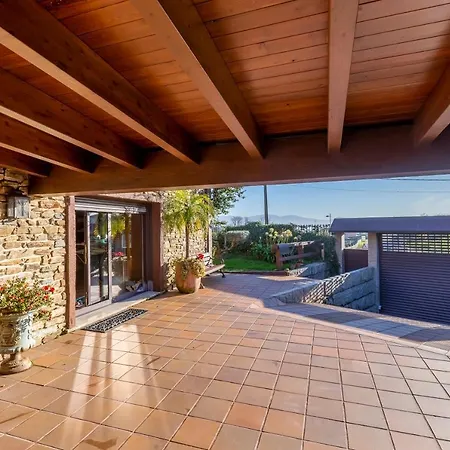 Semesterbostad Casa Comaro Pontevedra